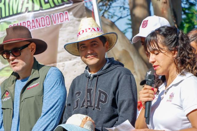 Participa Silva Romo en 1ª Jornada de Reforestación del Parque Estatal “Cerro del Fortín”.- clamorsocial.com