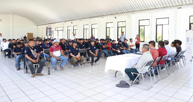 “Fiscalía en tu Comunidad” permite un acercamiento directo entre autoridades y el sector poblacional, a fin de disminuir el fenómeno delictivo y construir espacios seguros: Bernardo Rodríguez Alamilla.- clamorsocial.com