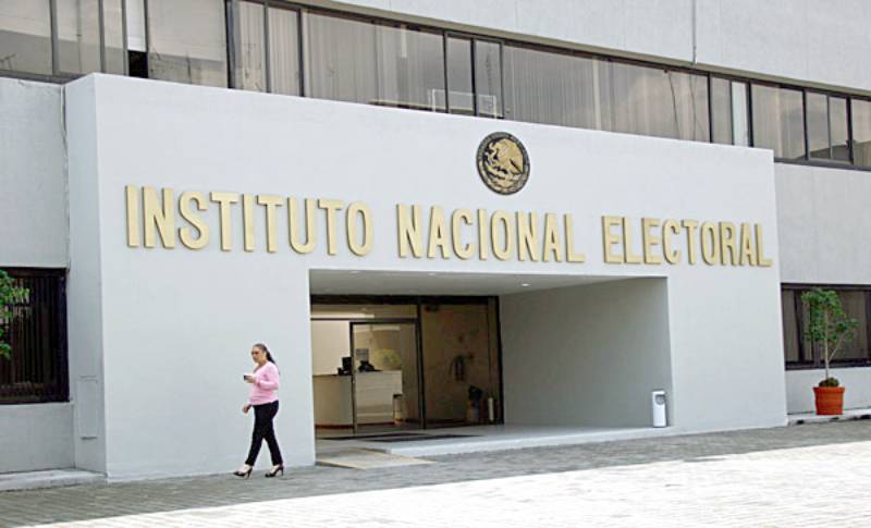 El INE ‘perdona’ a los partidos políticos; les reduce las multas por irregularidades en sus gastos de campaña.clamorsocial