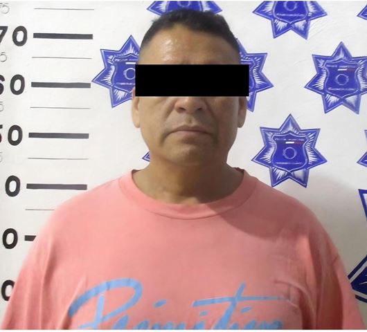 Policía Municipal detiene a una persona al ser señalada como presunta responsable del delito de violencia de género.- clamorsocial.com