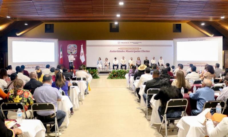 Autoridades municipales son un eslabón fundamental en la cadena de la justicia en Oaxaca: Fiscal General Bernardo Rodríguez Alamilla.- clamorsocial.com