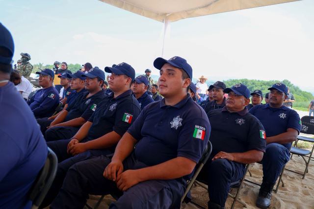 Brindar herramientas a municipios favorece entornos seguros en comunidades de la Costa: Bernardo Rodríguez Alamilla.- clamorsocial.com