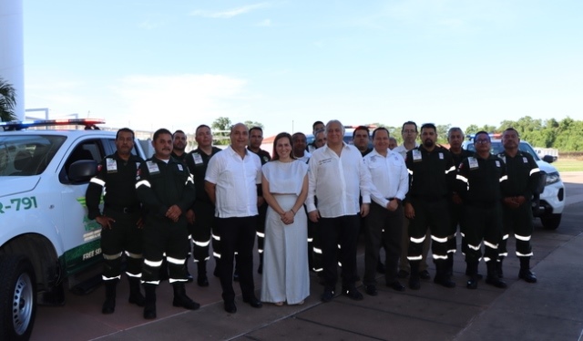 Torruco Marqués entregó 3 nuevas unidades de Ángeles Verdes por parte de Sectur federal, 3 Distintivos al Aeropuerto Internacional de Puerto Vallarta, y diplomas a Guías de Turismo General, entre otras acciones.