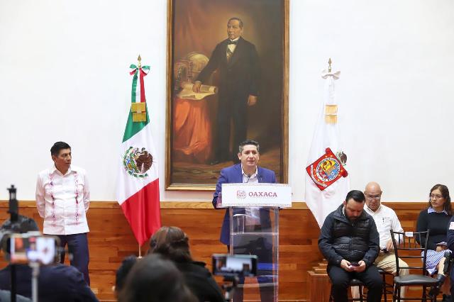 Fiscalía de Oaxaca tiene abiertas todas las líneas de investigación por la no localización de Sandra Estefana Domínguez y Alexander Hernández: Bernardo Rodríguez Alamilla