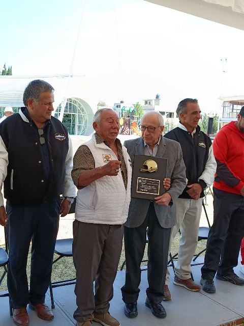 COMENTARIO A TIEMPO ALEJANDRO MORALES TRONCOSO, LA LEYENDA DEL EMPARRILLADO, YA MORA EN EL ÉTER ETERNO
