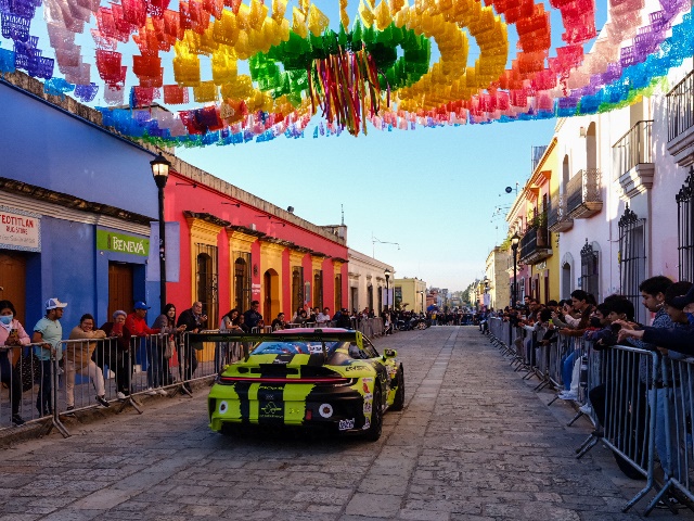RICARDO CORDERO Y SU MALDITILLO LOGRAN IMPORTANTE VENTAJA EN EL DÍA 1 DE COMPETENCIA DE LA CARRERA PANAMERICANA
