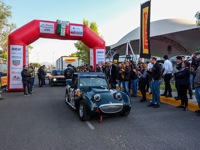 CORDERO, DAMIRÓN Y VELÁZQUEZ DISPUTAN EL TRIUNFO DE LA CARRERA PANAMERICANA