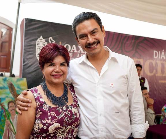 Ray Chagoya diáloga con sectores clave de Oaxaca de Juárez