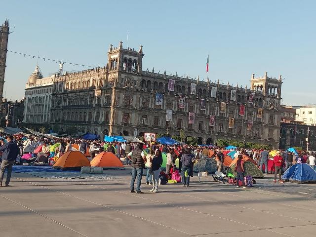 Sección XXII inciia plantón en la CDMX.- clamorsocial.com