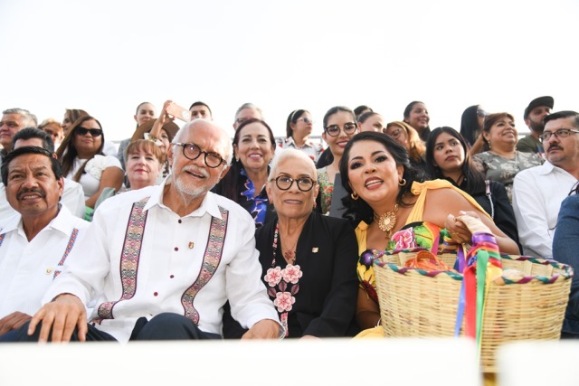 Oaxaca deslumbra en la Feria Nayarit 2025.- clamorsocial.com