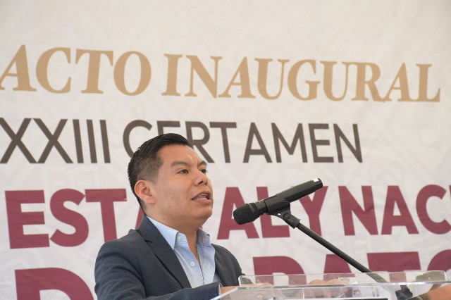 La palabra como herramienta de transformación en el Certamen de Oratoria “Benito Juárez”.- clamorsocial.com