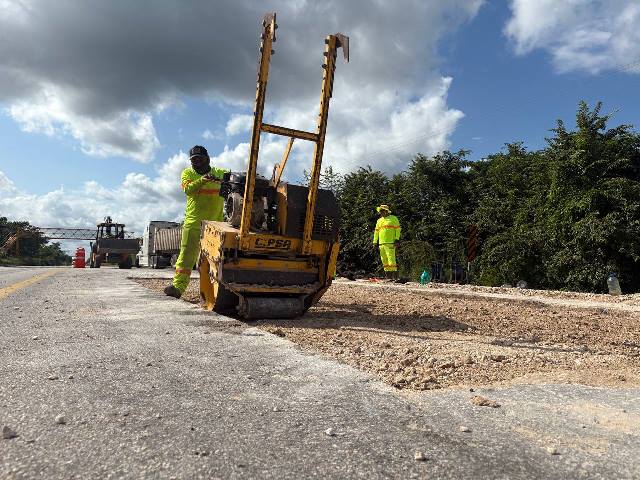 REHABILITA SICT A TRAVÉS DEL PROGRAMA BACHETÓN MÁS DE 43 MIL 442 KILÓMETROS DE CARRETERAS EN TODO EL PAÍS.- clamorsocial.com