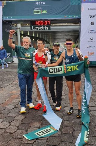 DIEGO GARCÍA BÁRCENAS Y AMARE SHEWARGE ALENE CONQUISTARON LA 43 CARRERA DEL DÍA DEL PADRE.- CLAMORSOCIAL.COM