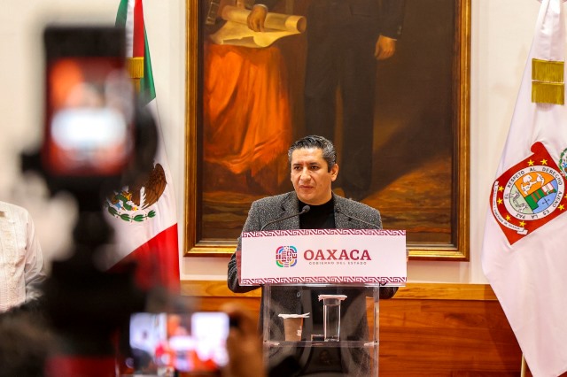Intervención en la Policía Municipal y C-2 de Juchitán, como parte de las acciones de la Operación Sable para restaurar la paz y tranquilidad en la comunidad: Fiscal de Oaxaca Bernardo Rodríguez Alamilla.- CLAMORSOCIAL.COM