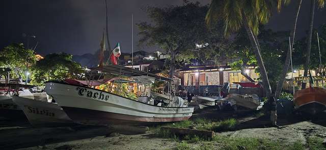 Comunicado de Alerta por Tormenta Tropical en el Océano Pacífico.- clamorsocial.com