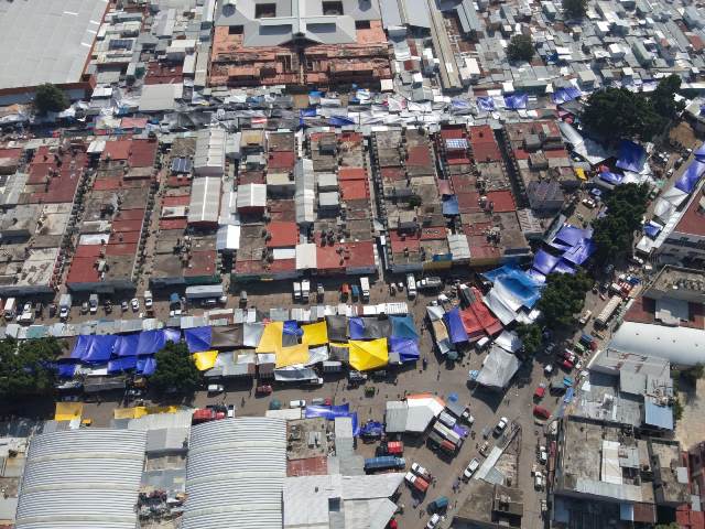Fiscalía de Oaxaca y Mando de Coordinación de Seguridad de la Zona Metropolitana, realizan despliegue inmediato y trabajos de búsqueda de responsables de homicidio cometido en la capital.- CLAMORSOCIAL.COM