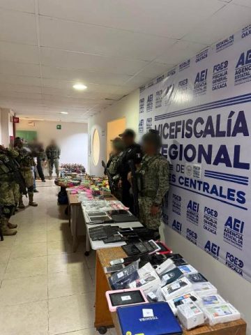 Aseguran 278 teléfonos celulares, computadoras portátiles y 133 relojes robados durante Operativo Pescador en la Central de Abasto: Fiscalía de Oaxaca.- clamorsocial.com