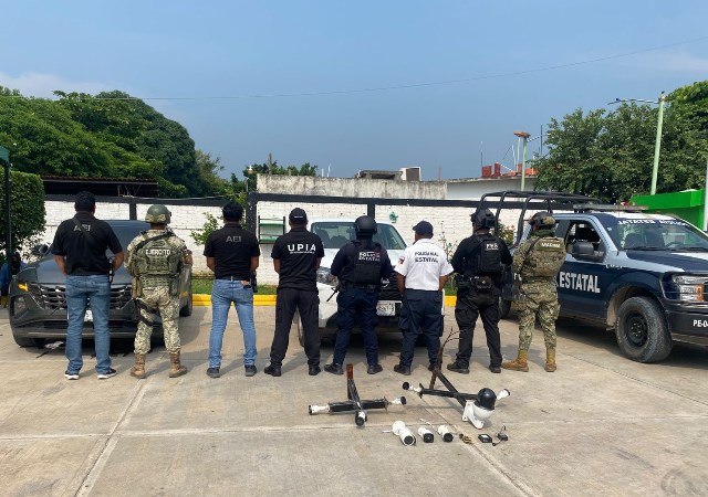 Desarticulan 23 cámaras de vigilancia ilegal durante operativo en Juchitán de Zaragoza, como parte de las acciones de la Operación Sable.- clamorsocial.com