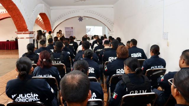 JUNTOS SEDENA Y H. AYUNTAMIENTO DE SANTA LUCÍA DEL CAMINO POR UNA CULTURA DE LA SEGURIDAD. clamorsocial.com