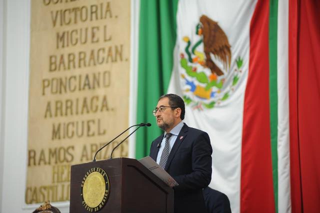 Jesús Sesma es electo como presidente de la mesa directiva del Congreso CDMX