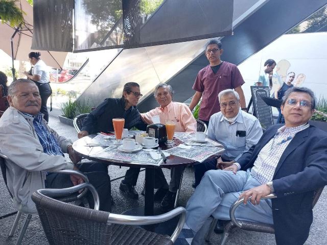 Siguen los negocios turbios en la Facultad de Medicina de la UABJO.- clamorsocial.com