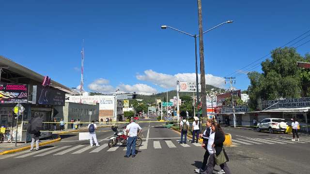 Trabajadores del ISSSTE reanudan bloqueos en Oaxaca clamorsocial.com