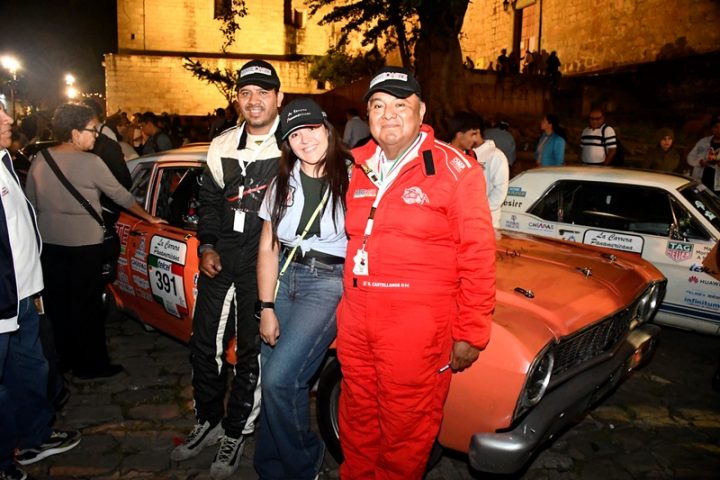 En Oaxaca se escucha el rugido de los motores y se goza la pasión de la Carrera Panamericana clamorsocial.com