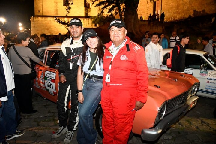 En Oaxaca se escucha el rugido de los motores y se goza la pasión de la Carrera Panamericana clamorsocial.com