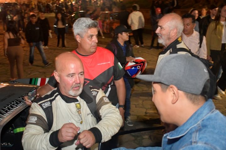 En Oaxaca se escucha el rugido de los motores y se goza la pasión de la Carrera Panamericana clamorsocial.com