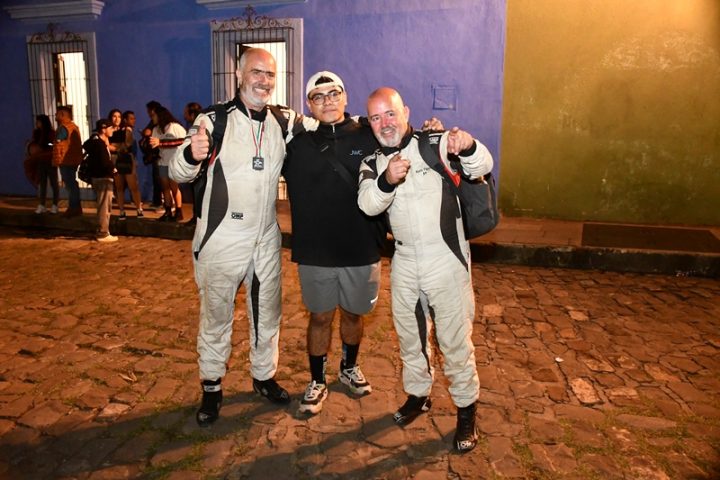 En Oaxaca se escucha el rugido de los motores y se goza la pasión de la Carrera Panamericana clamorsocial.com