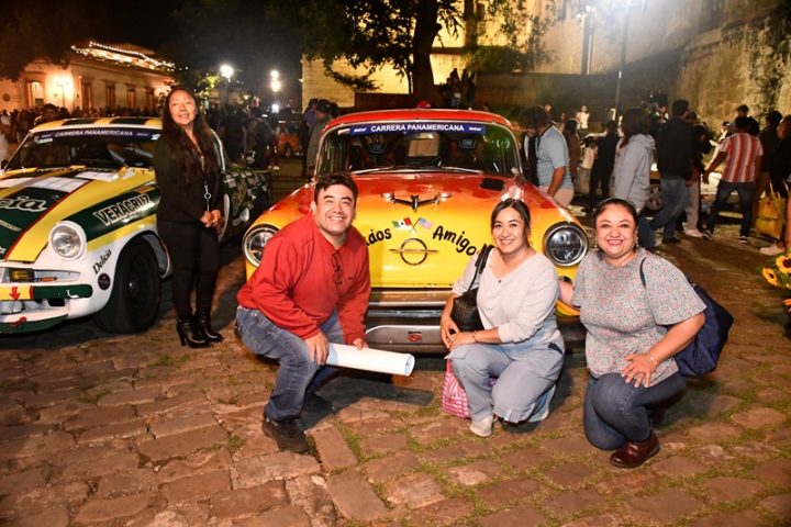 En Oaxaca se escucha el rugido de los motores y se goza la pasión de la Carrera Panamericana clamorsocial.com