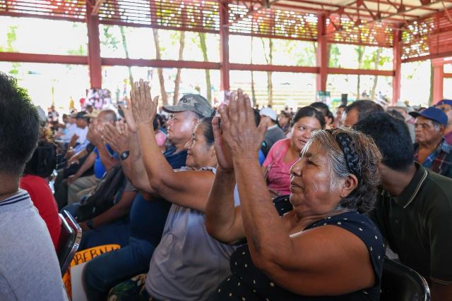 Suma Luis Alfonso Silva Romo esfuerzos en la lucha contra el gusano barrenador en Oaxaca clamorsocial.com