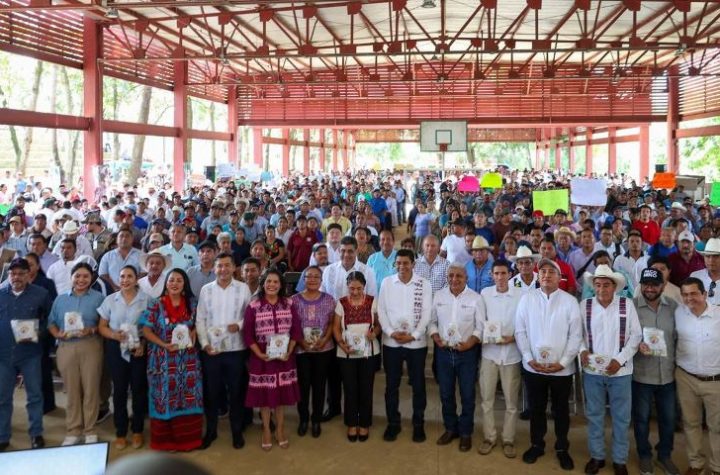Suma Luis Alfonso Silva Romo esfuerzos en la lucha contra el gusano barrenador en Oaxaca clamorsocial.com