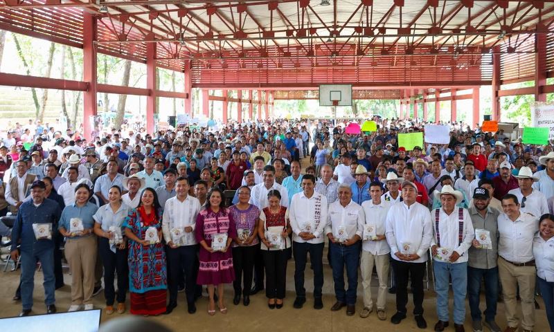 Suma Luis Alfonso Silva Romo esfuerzos en la lucha contra el gusano barrenador en Oaxaca clamorsocial.com