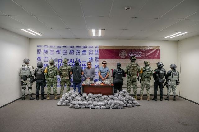 Detienen a dos y aseguran más de 100 kilogramos de drogas en operativo contra célula del “Comandante Cromo” en el Istmo: Fiscalía de Oaxaca.- CLAMORSOCIAL.COM