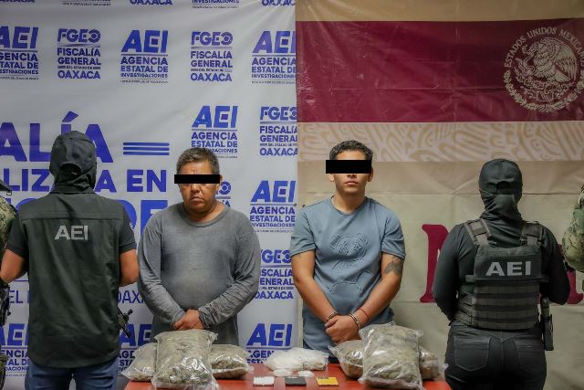 Detienen a dos y aseguran más de 100 kilogramos de drogas en operativo contra célula del “Comandante Cromo” en el Istmo: Fiscalía de Oaxaca.- CLAMORSOCIAL.COM