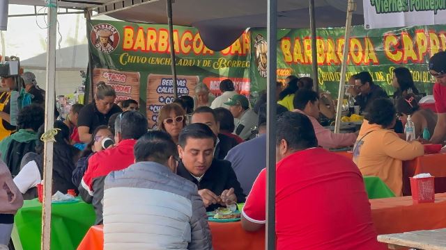 Regresan tianguistas sobre la calle de Curtidurías para vender.- clamorsocial.com