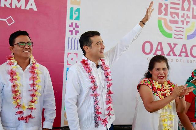 Escucha y cumple Luis Alfonso Silva Romo con el Istmo.- clamorsocial.com