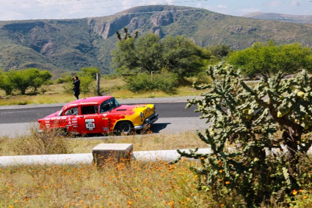 Innovación sobre ruedas: La Carrera Panamericana se convierte en laboratorio viviente y pone a prueba un vehículo de conducción autónoma.- CLAMORSOCIAL.COM