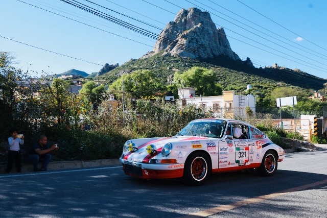 Innovación sobre ruedas: La Carrera Panamericana se convierte en laboratorio viviente y pone a prueba un vehículo de conducción autónoma.- CLAMORSOCIAL.COM