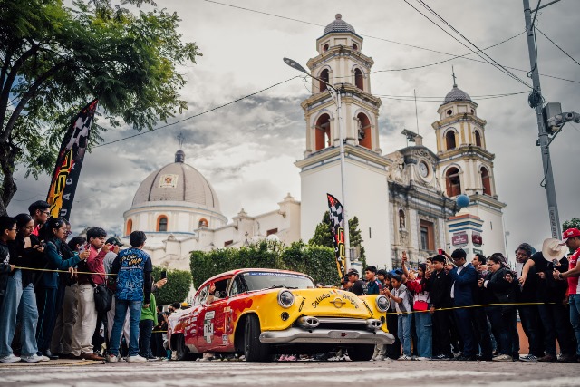 Puebla brilla con la llegada de La Carrera Panamericana.- CLAMORSOCIAL.COM