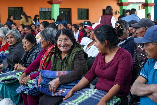 Respalda Luis Alfonso Silva Romo obras y apoyo social en San Pedro Quiatoni.- clamorsocial.com