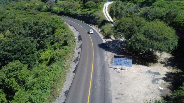 
MODERNIZACIÓN DE 820 KM DE INFRAESTRUCTURA CARRETERA
EN LA MIXTECA DE OAXACA PRESENTA AVANCE DEL 78%: SICT.- clamorsocial.com
