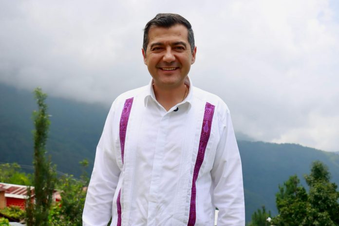 Invita Luis Alfonso Silva Romo a participar en la consulta de revocación de mandato.- clamorsocial.com